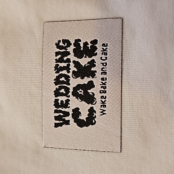 Snake and Cake Tshirt - Picture 2 of 4